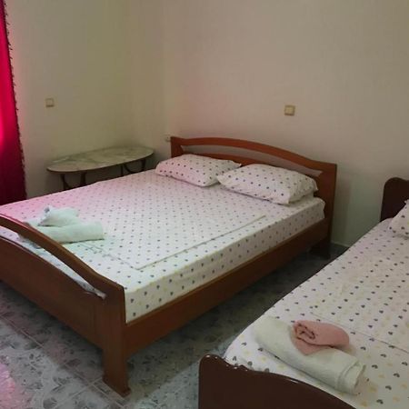 Villa Festim Ксамил Екстериор снимка