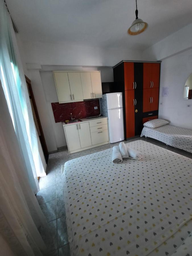Villa Festim Ксамил Екстериор снимка