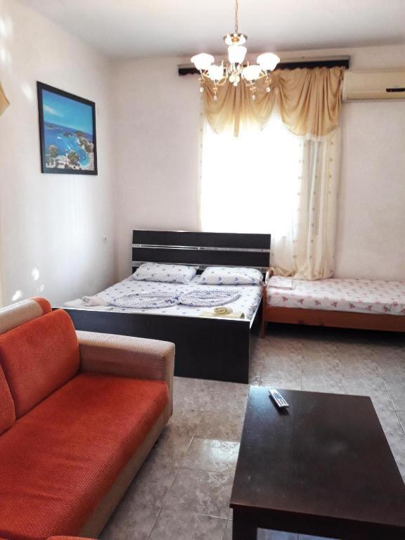 Villa Festim Ксамил Екстериор снимка