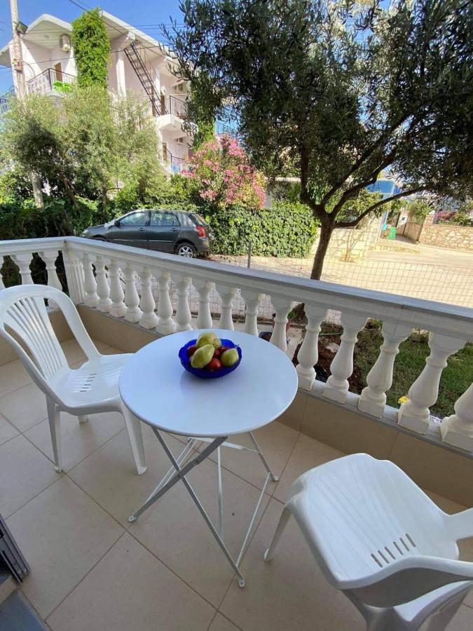 Villa Festim Ксамил Екстериор снимка